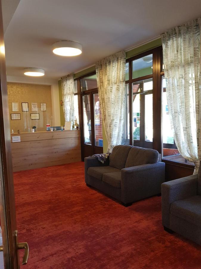Pensiunea La Bella Vista Пояна Негри Экстерьер фото
